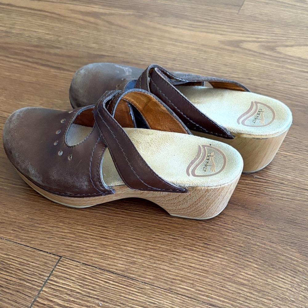 Dansko clogs - Picture 2 of 4
